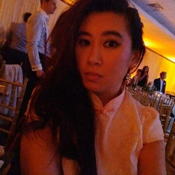 Meet your Posher, Thanh-huyen - Picture 2 of 3